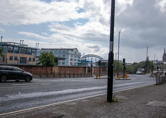 Two Bedroom Newcastle City Quayside Apartment